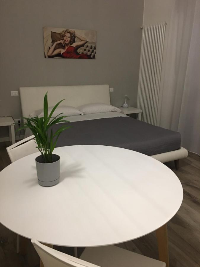 Relax & Emozioni Rooms Valeggio sul Mincio Eksteriør bilde